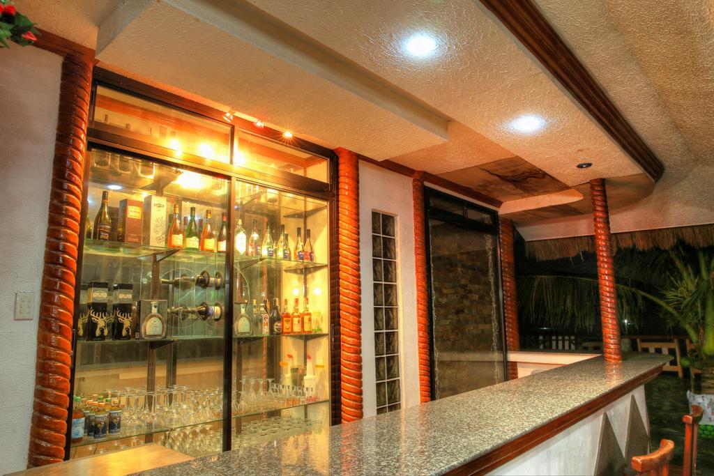 Jaimee'S Hotel, Resort And Restaurant Maasin  Ngoại thất bức ảnh