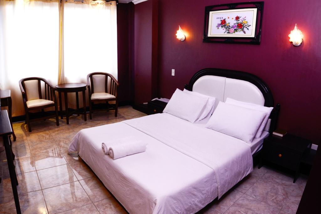 Jaimee'S Hotel, Resort And Restaurant Maasin  Phòng bức ảnh